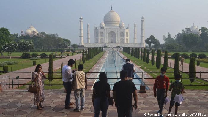 Taj Mahal Indien (Pawan Sharma/picture-alliance/AP Photo)