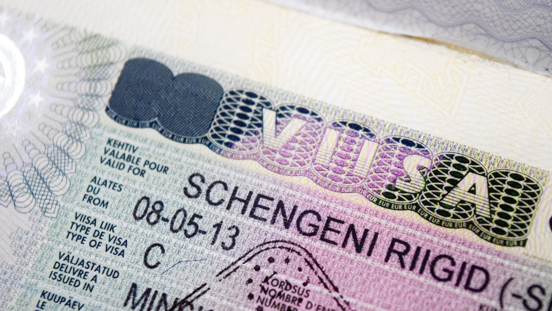 Виза в евросоюз. Виза ЕС. Шенгенская виза. Оформление шенгенской. Перечеркнули визу шенген.